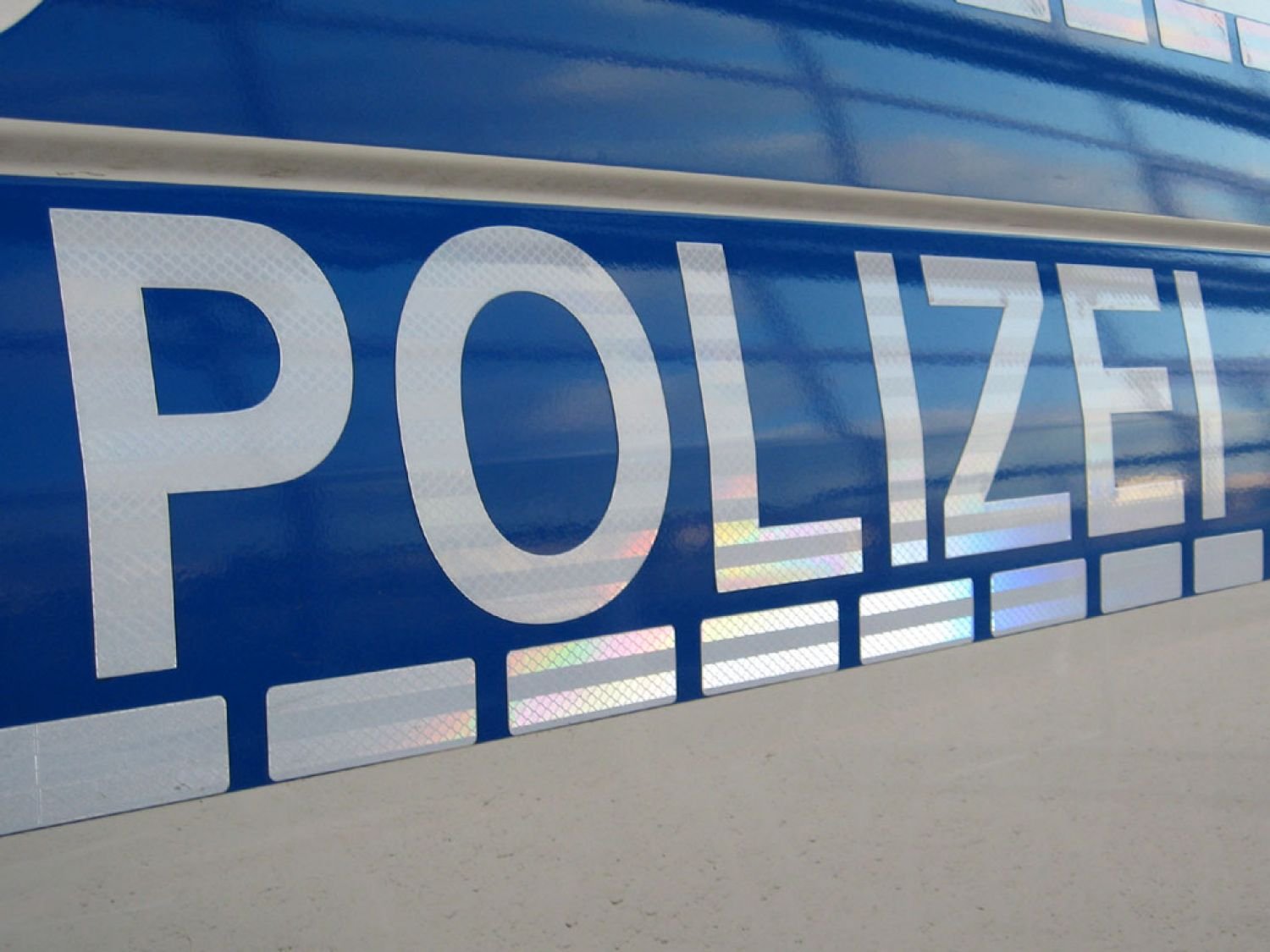 Dudweiler : les policiers interviennent... pour nourrir des poissons