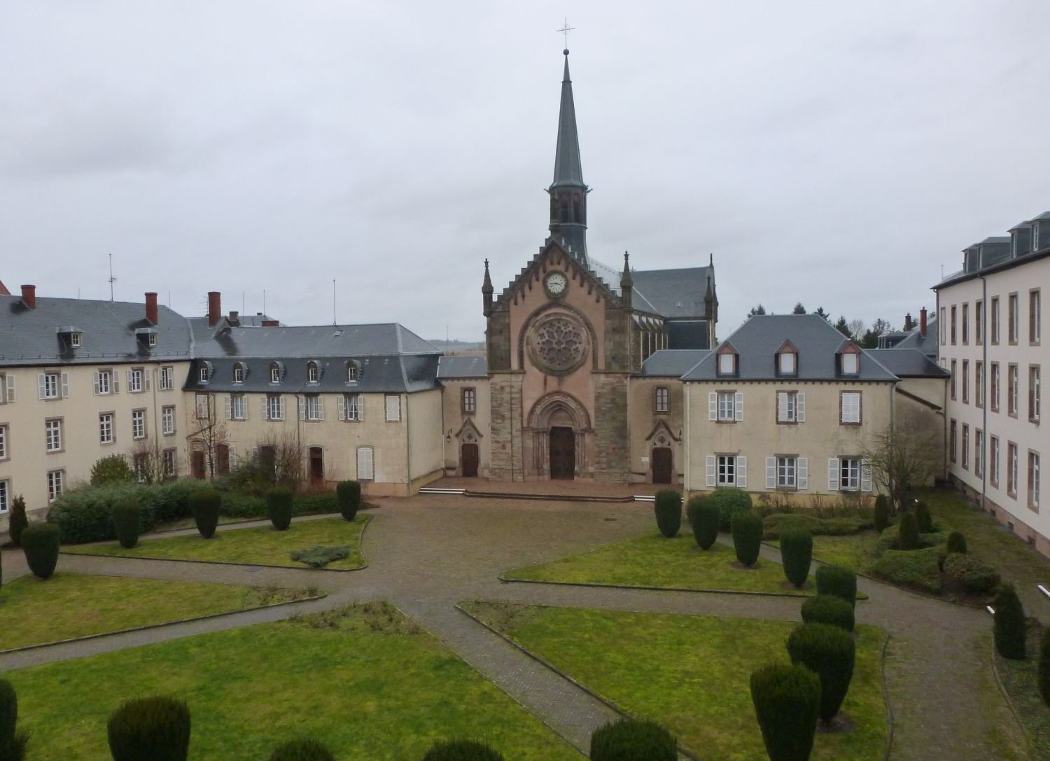 Saint-Jean-de-Bassel : le couvent s'adapte aussi au confinement