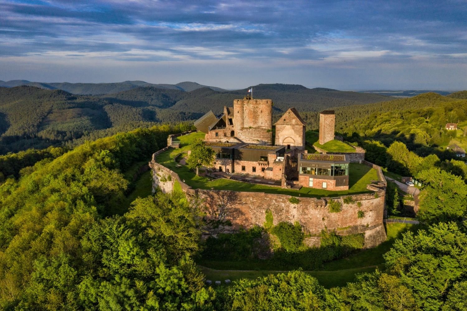 ''Notre région est la meilleure'' : Grâce à ses châteaux et ruines de châteaux
