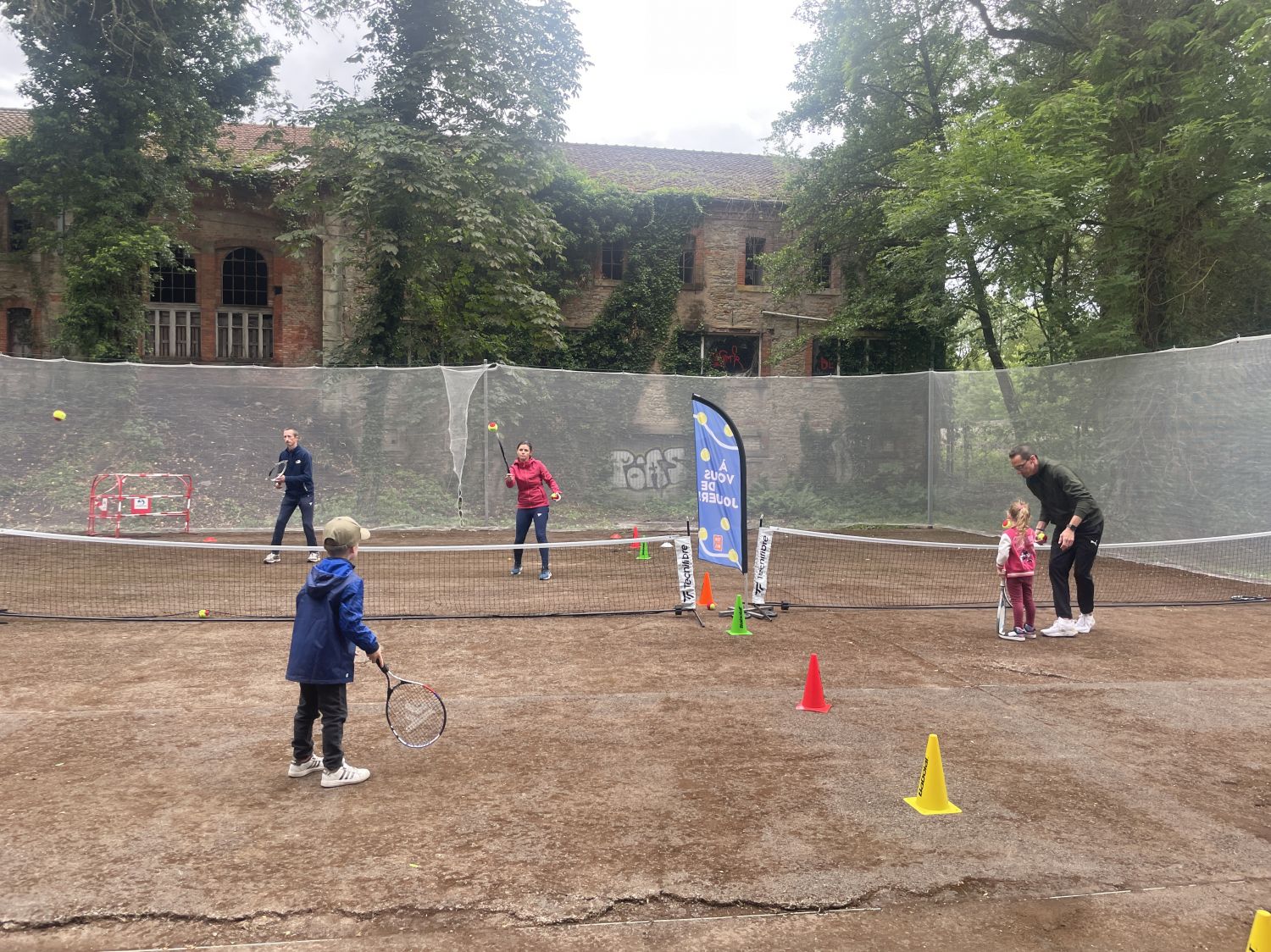 Les clubs locaux en démonstration à la fête du sport