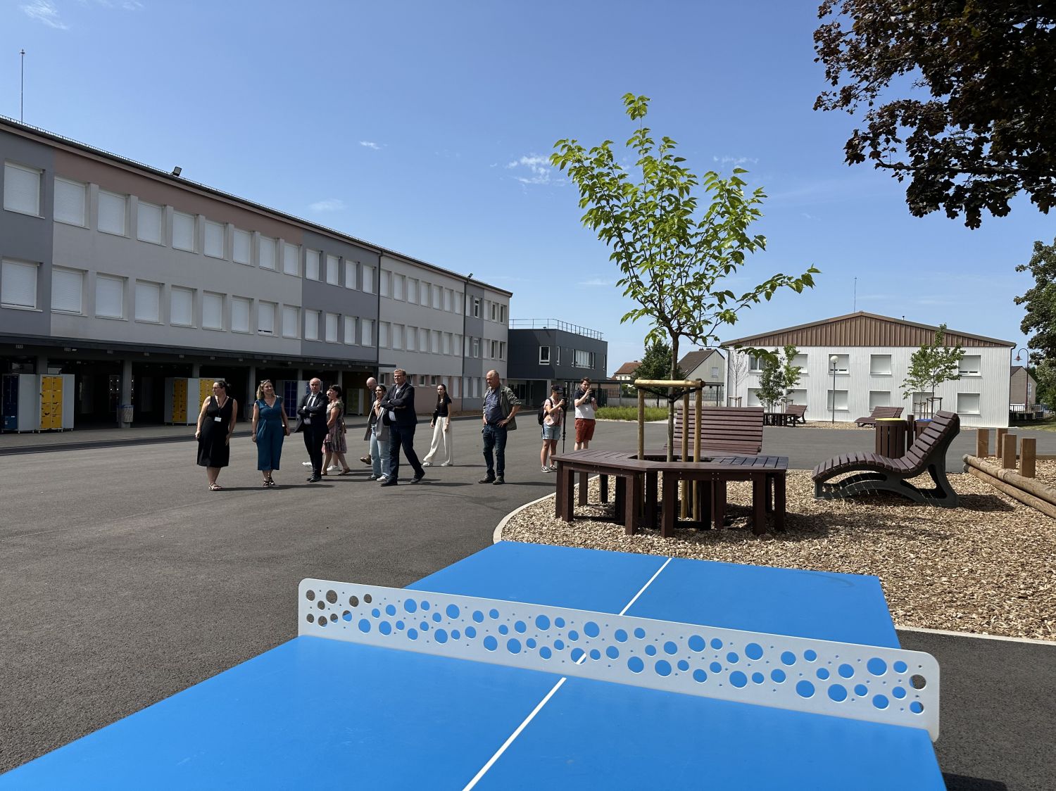Plus de 230 000€ pour une cour plus écologique et ludique au collège