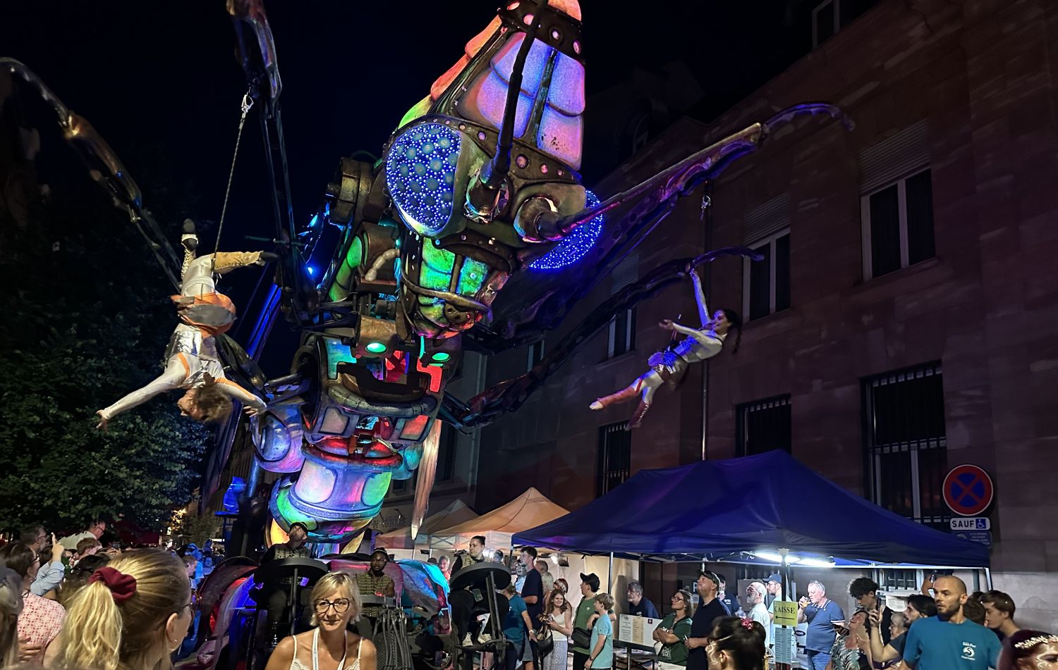La fête sous toutes ses formes au festival des arts de rue de la Saint-Paul