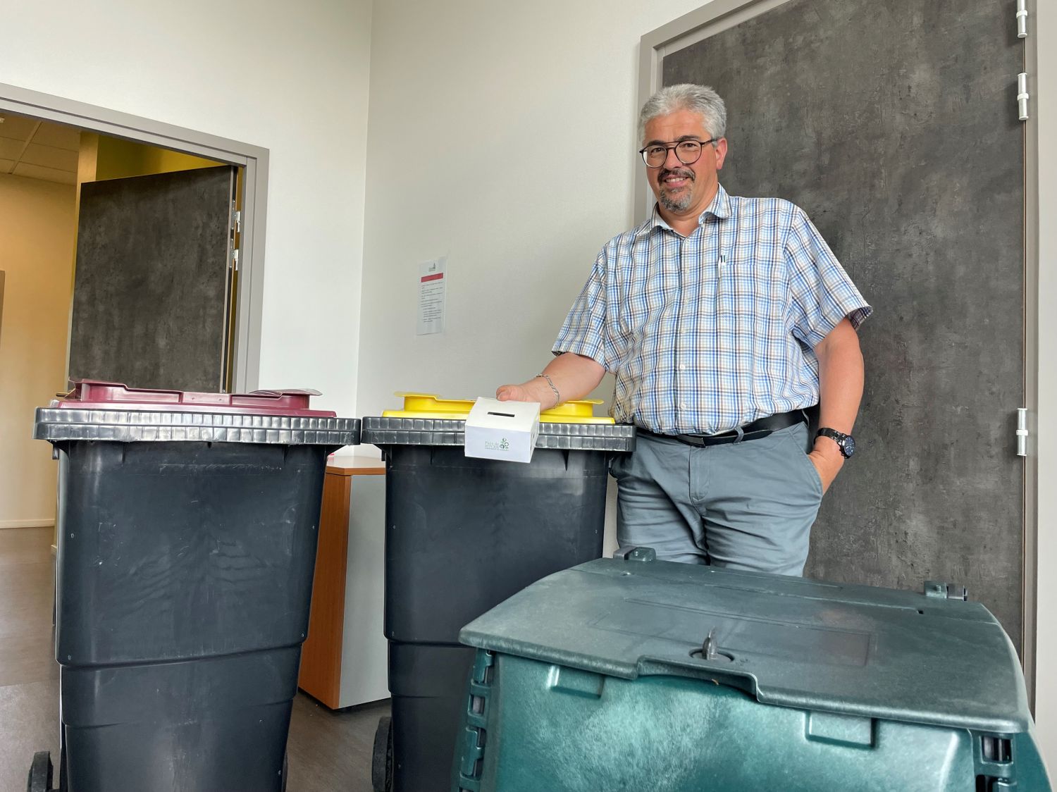 Les foyers misent de plus en plus sur les composteurs pour leurs déchets verts