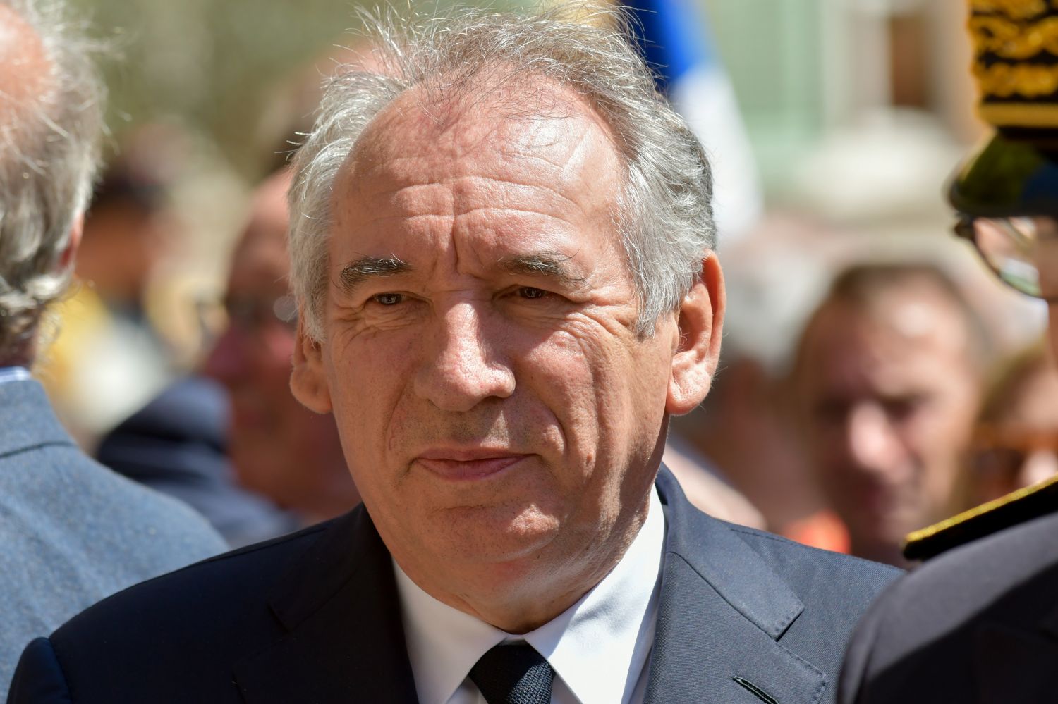 Année blanche, jours fériés supprimés... les élus locaux réagissent aux annonces de François Bayrou