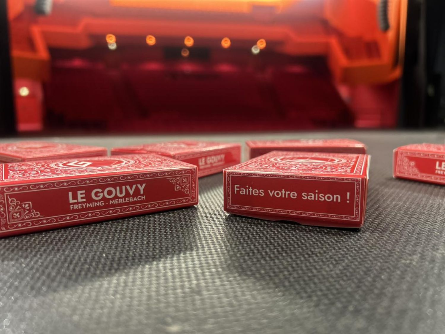 Un jeu de carte permettant de gagner des places de spectacle pour la nouvelle saison du Gouvy