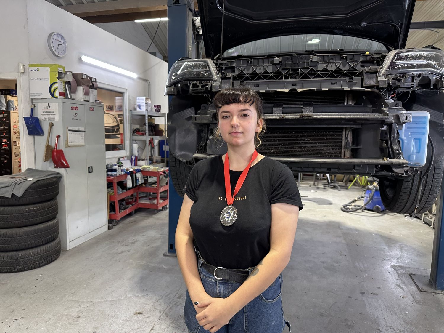En bac pro carrosserie, Cécile Schoenahl récompensée au prix des apprentis
