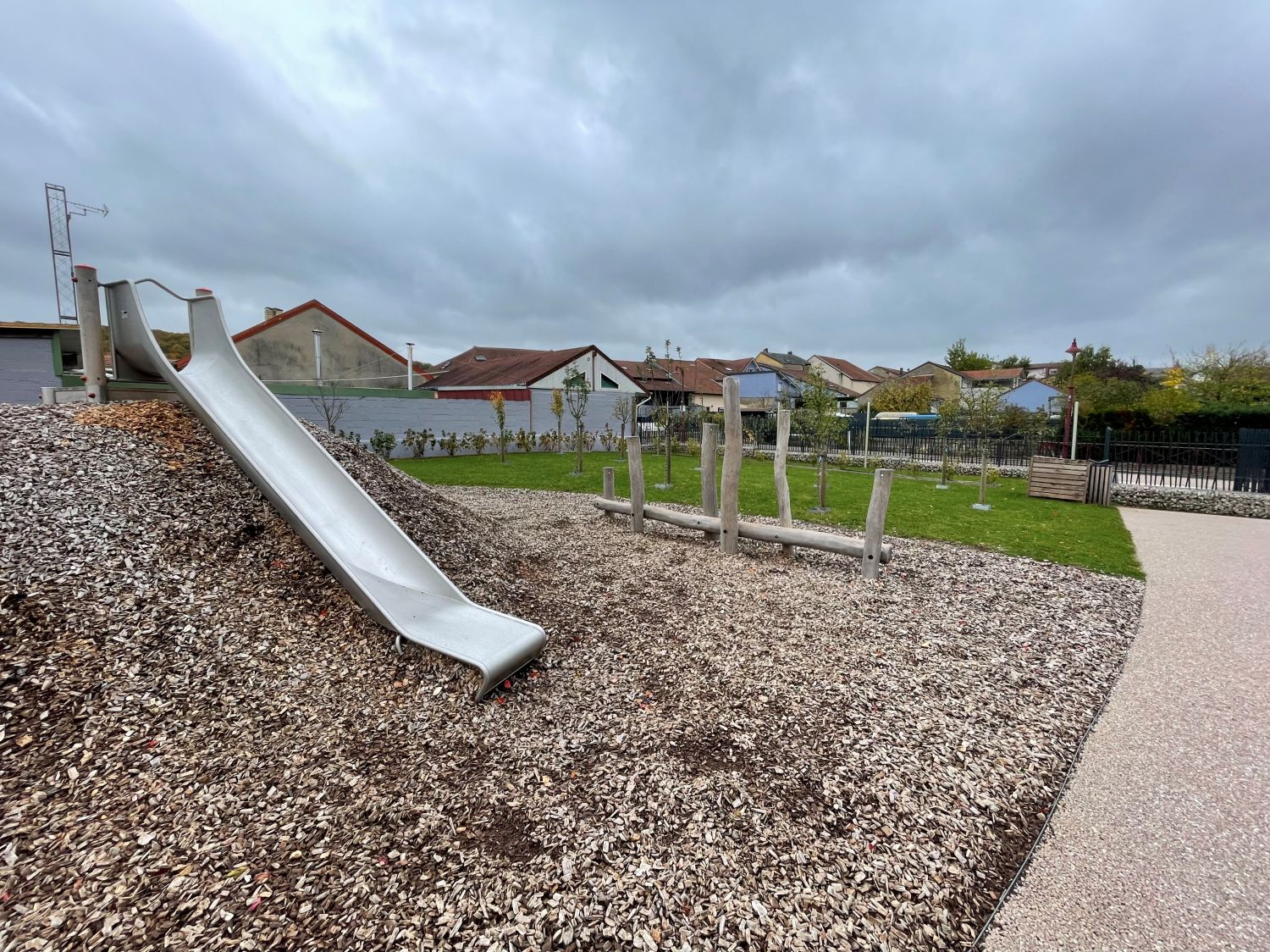 A l'école et en dehors, de nombreux aménagements en faveur de la biodiversité