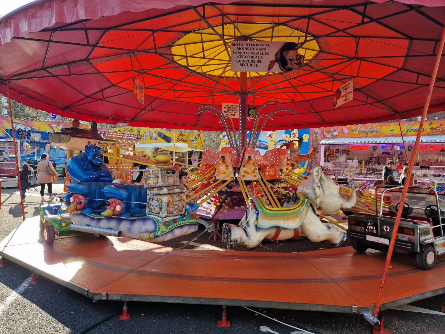 La fête foraine s’installe au champ de foire de Saverne