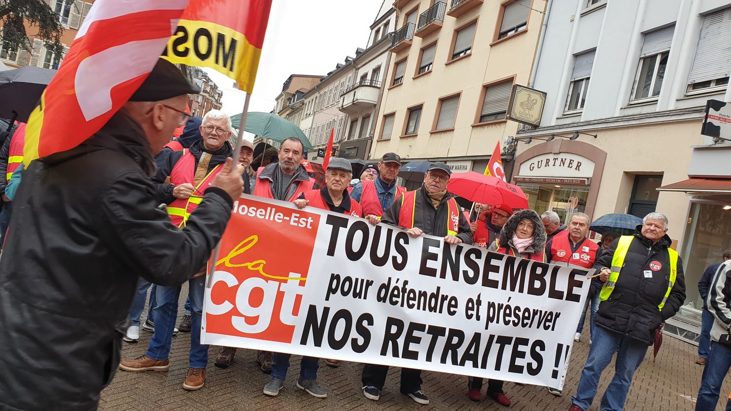 Des manifestations contre la réforme des retraites sont en cours dans la région