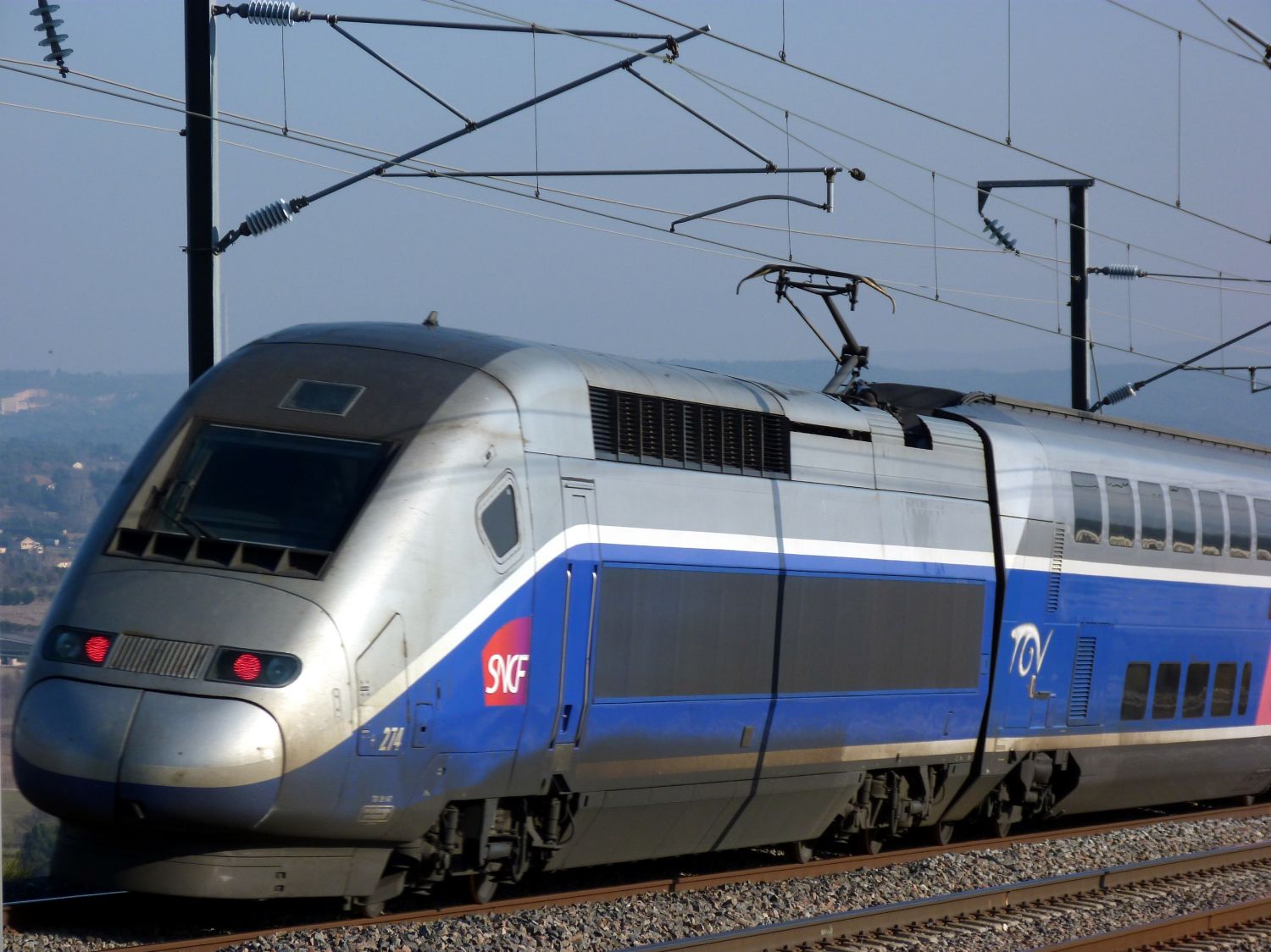 Un homme a perdu la vie aprÃ¨s avoir Ã©tÃ© percutÃ© par un train Ã RÃ ...