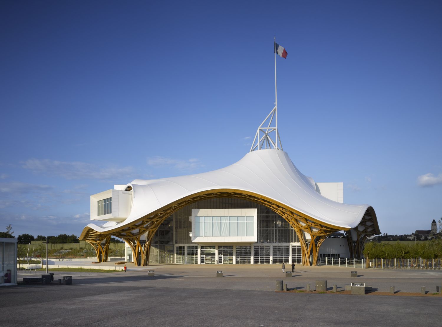 Vous allez pouvoir grimper sur le centre Pompidou-Metz tout à fait légalement