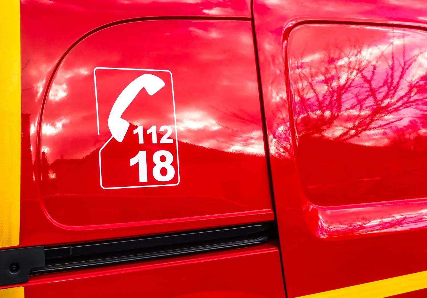Une moto et une voiture sont entrées en collision dimanche après-midi à Sarreguemines