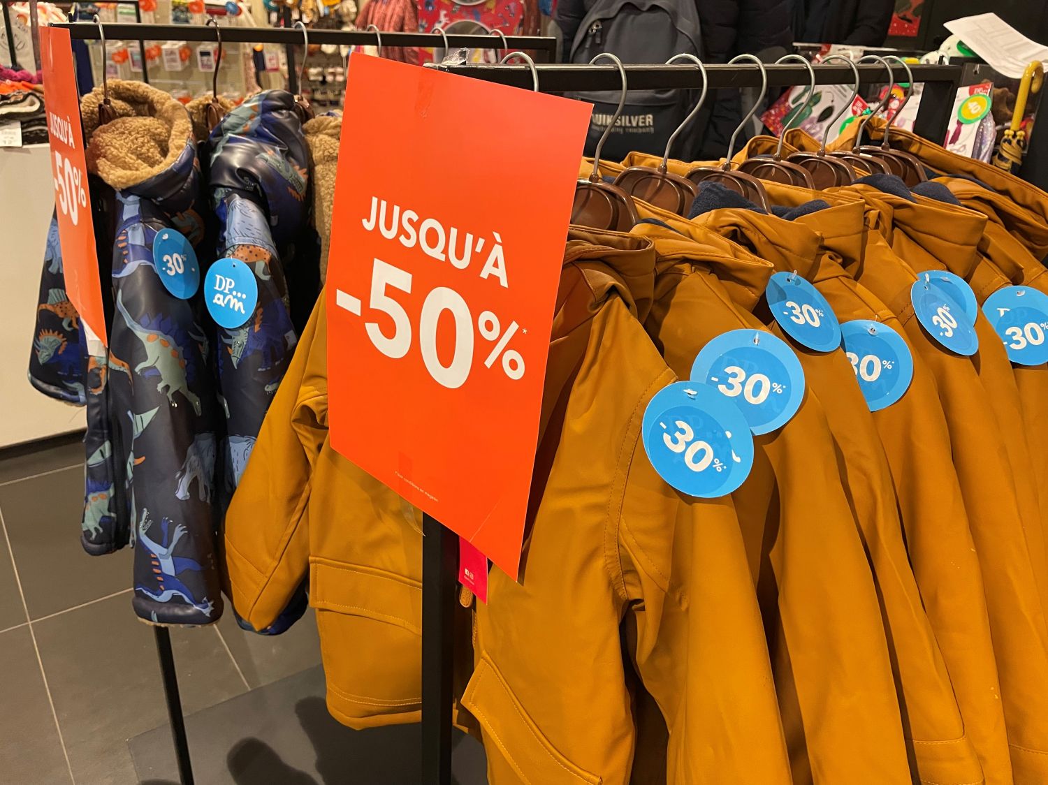 Les soldes d’hiver démarrent aujourd’hui en France