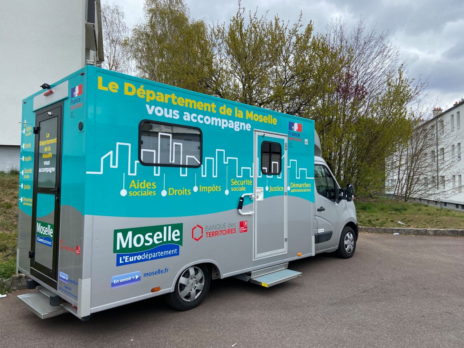 Le bus France Services continue de sillonner le territoire cette semaine