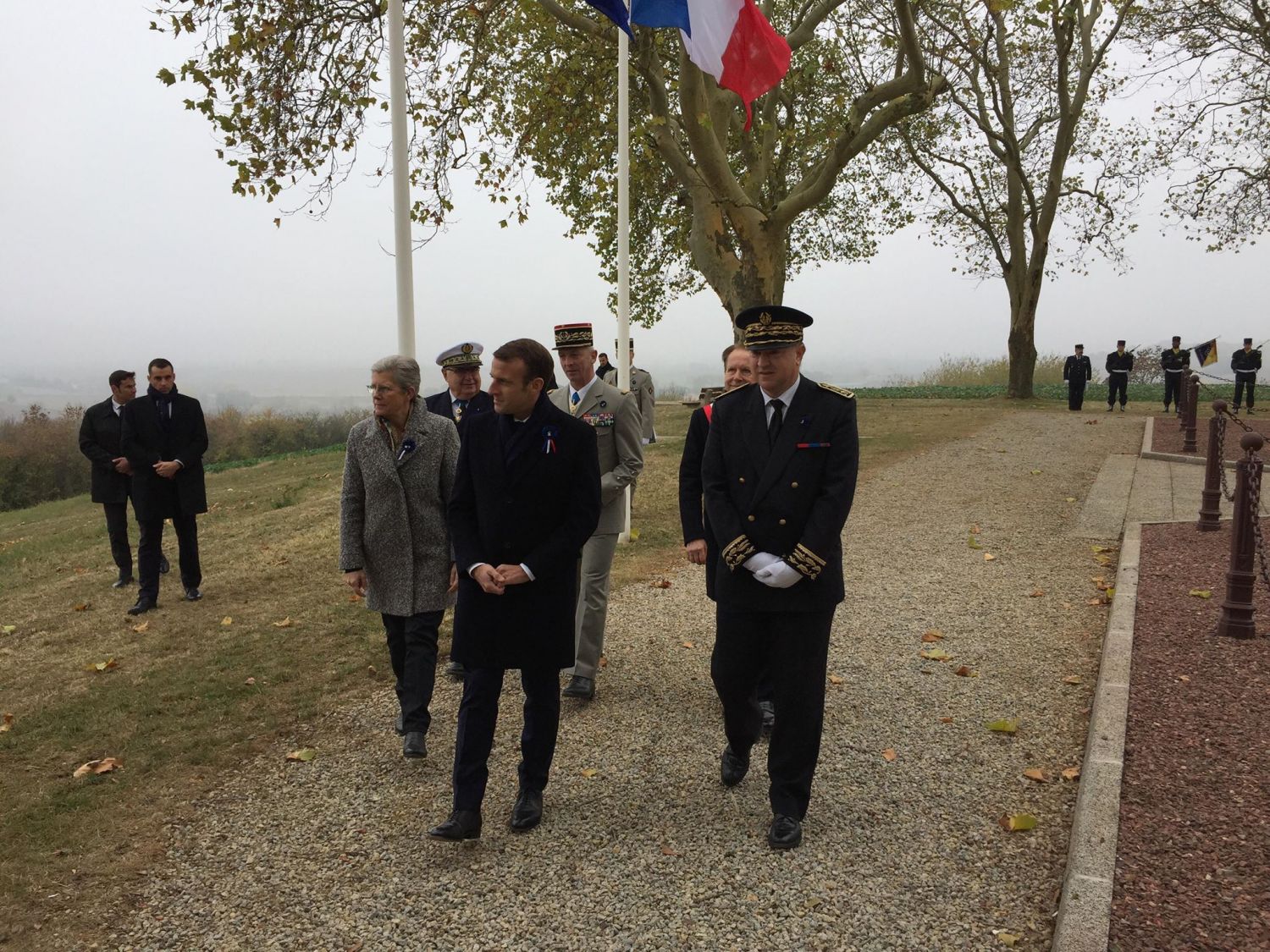 En déplacement à Colmar, Emmanuel Macron promet la mise en place d’une plaque en mémoire des « Malgré-Nous » à Paris