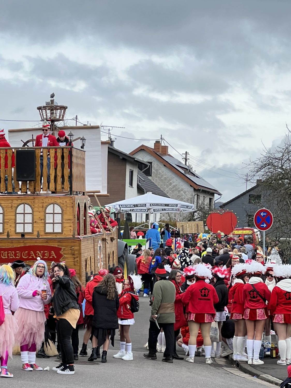 Après Puttelange-aux-Lacs hier, place à la cavalcade de Reinheim aujourd’hui !