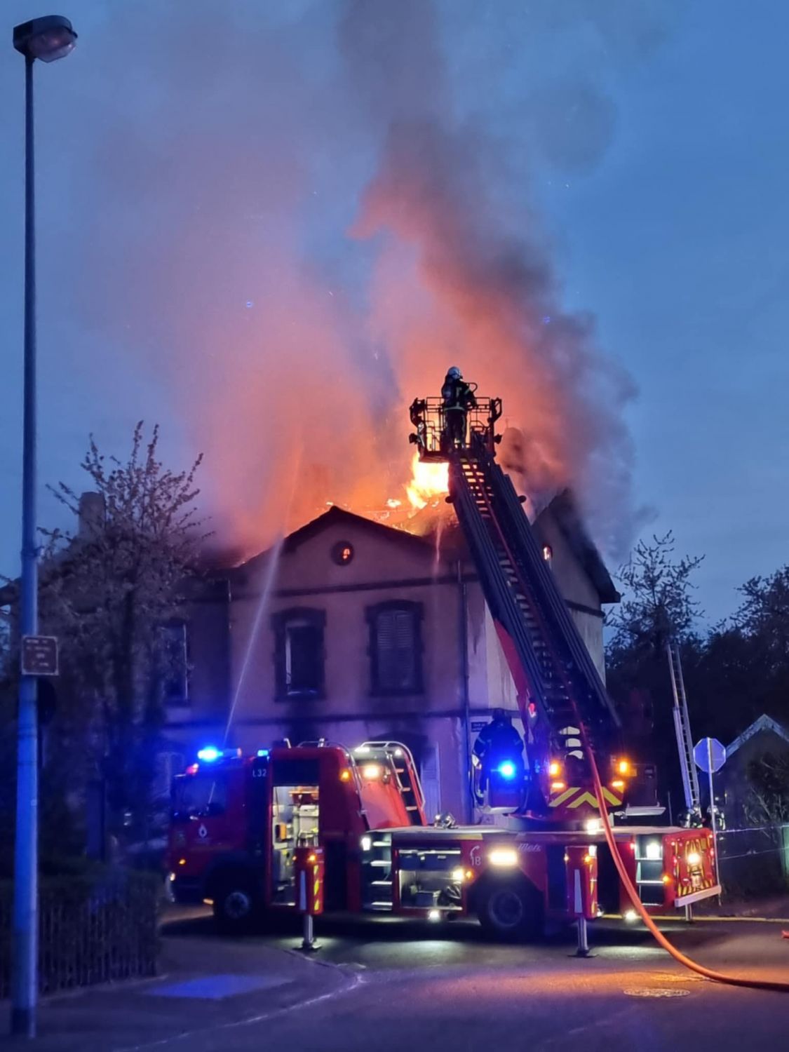 Une maison inoccupée de Sarreguemines est partie en fumée