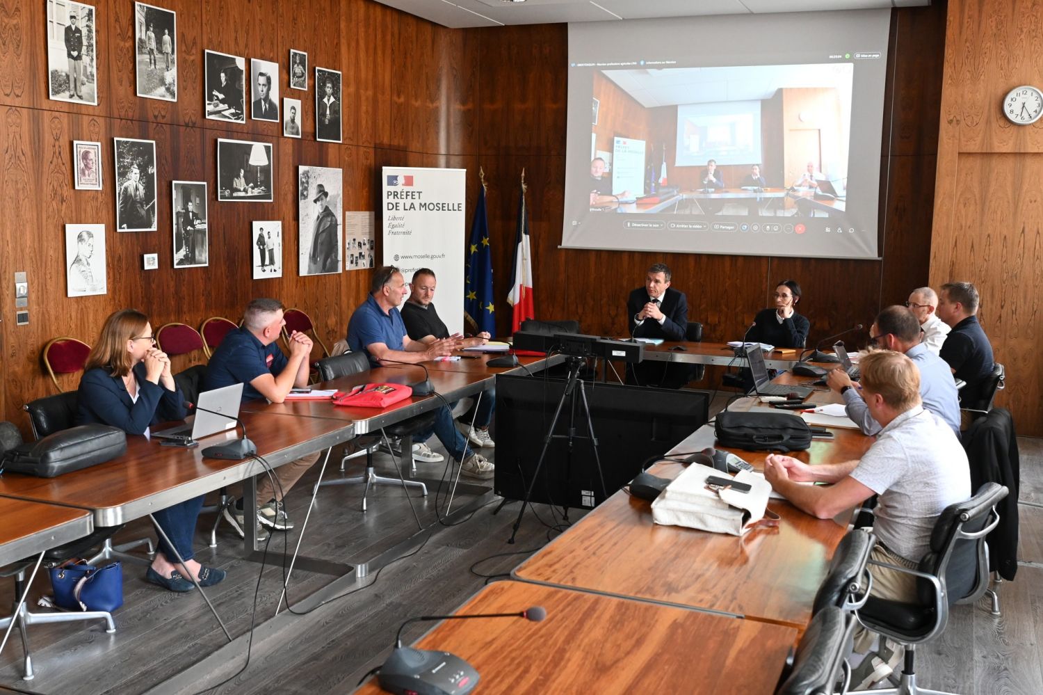 Les agriculteurs reçus en préfecture avant le début du rassemblement évangélique à Grostenquin