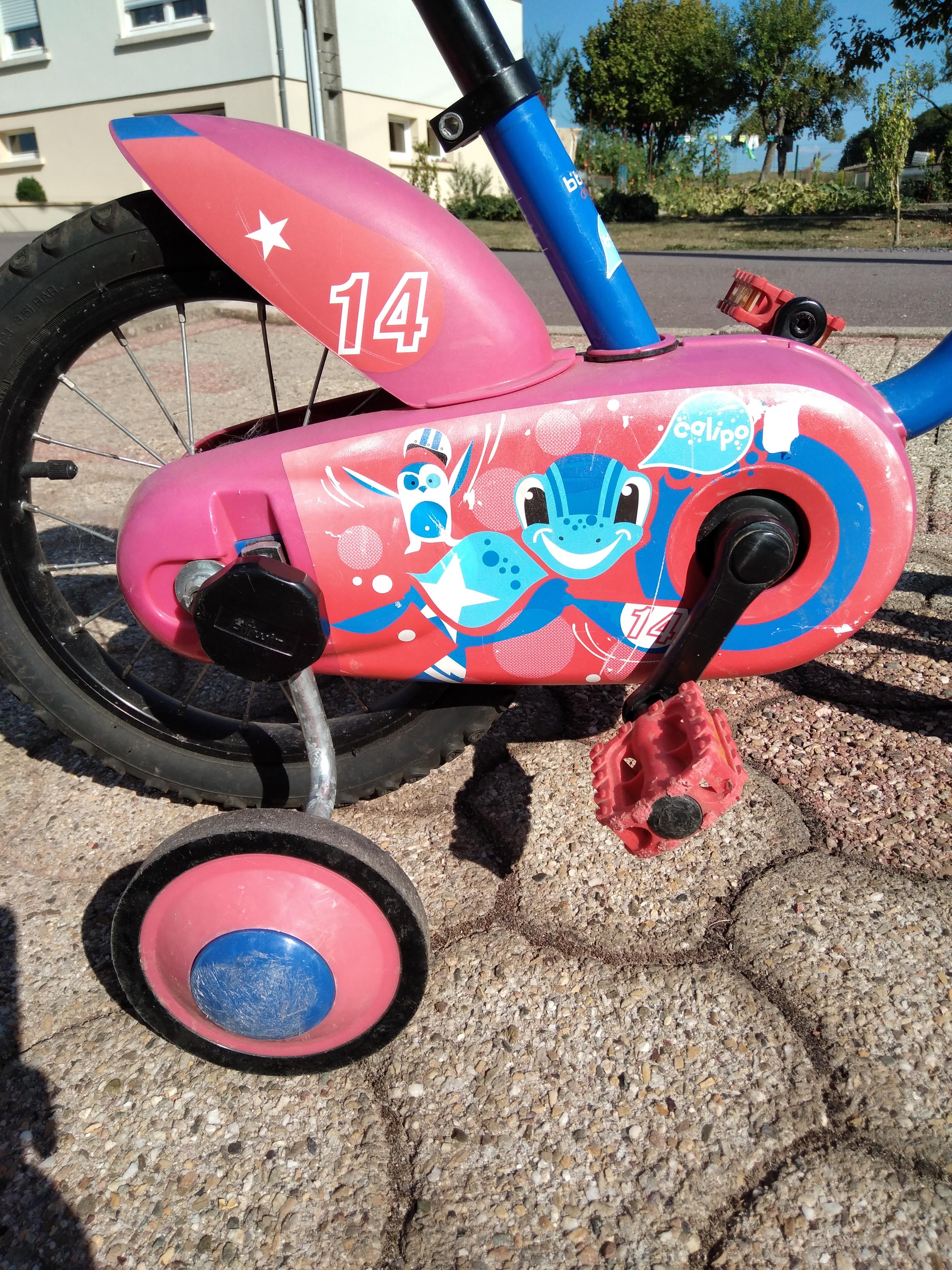 VELO ENFANT BTWIN birdy fly EUR 40,00 - FR
