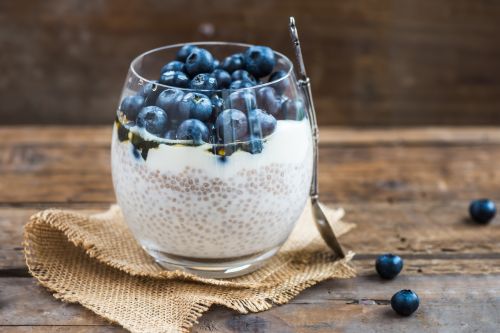 Pudding de Chia aux Myrtilles et Zeste de Citron