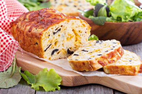 Cake jambon olives